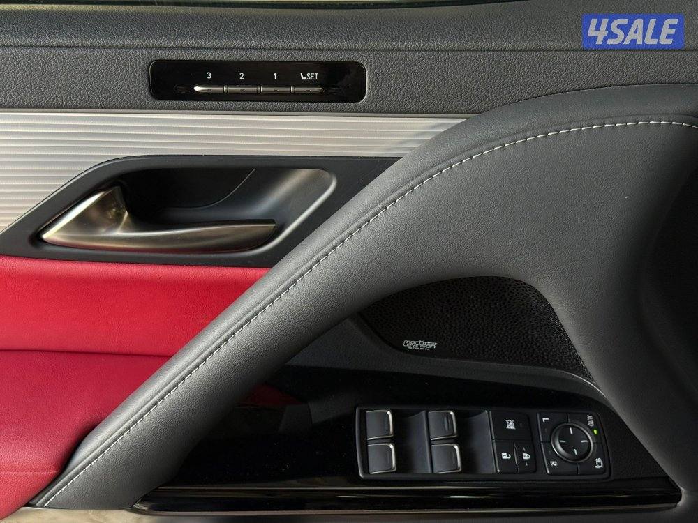 لكزسLX600 F SPORT موديل2024 عداد13الف تحت الكفاله+الصيانه11