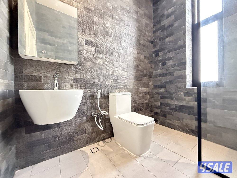 Brand new penthouse6