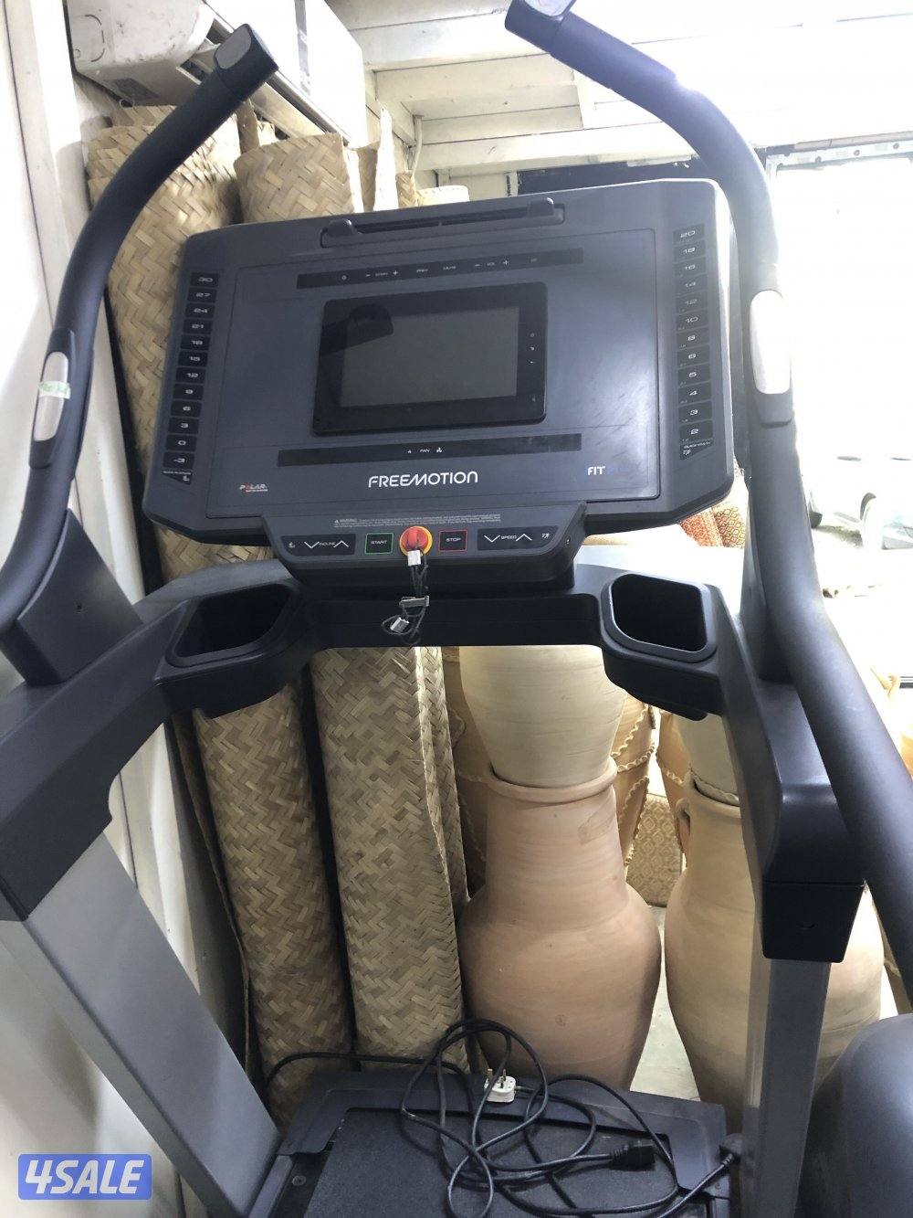 اجهزه جري ومشي امريكي الصنع اجهزه عمليه جدا  ماركه ستار تريك4