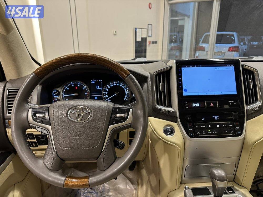 لاندكروزر VXR7