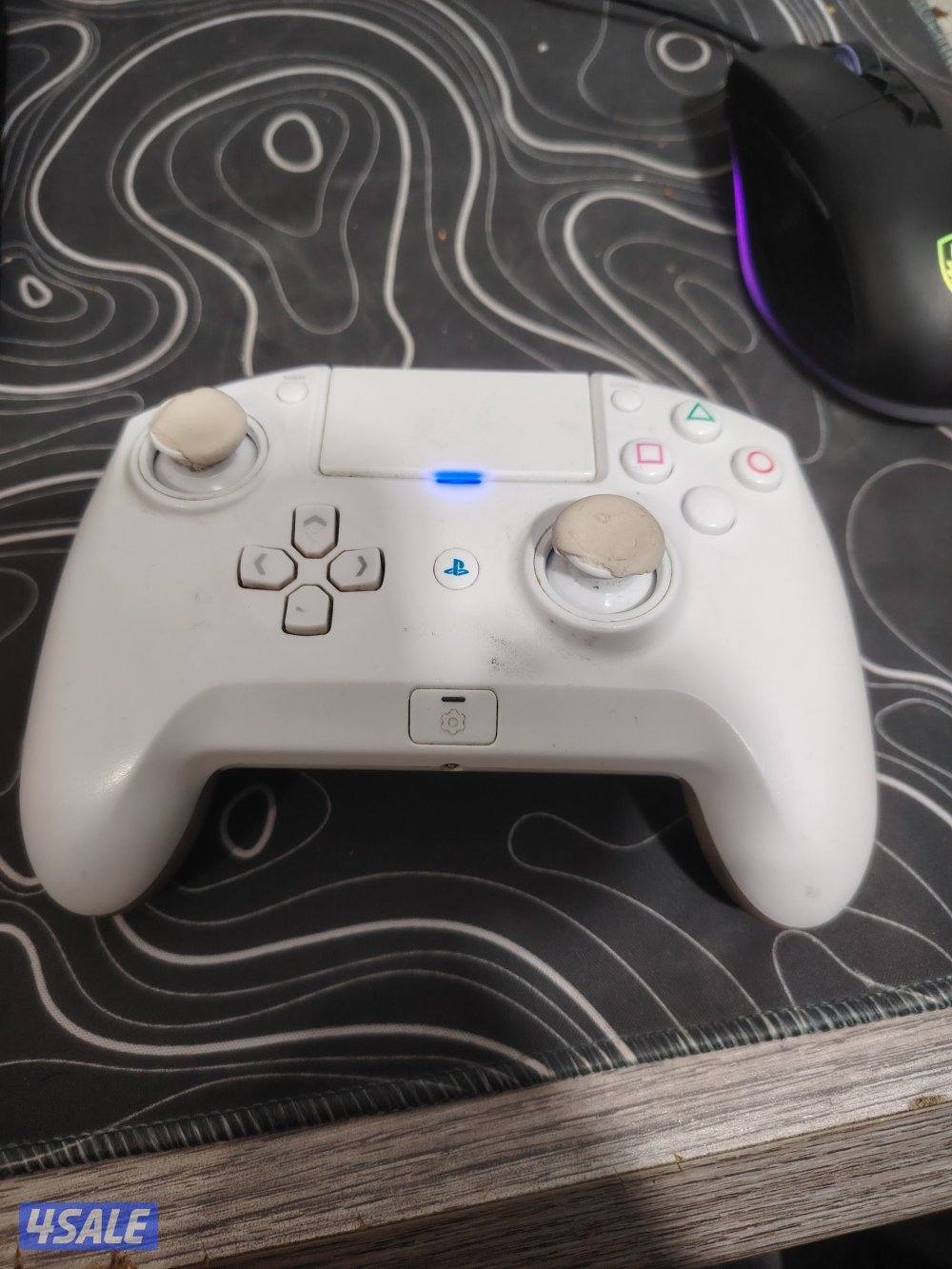 دراع بلايستيشن 4 من ريزر2