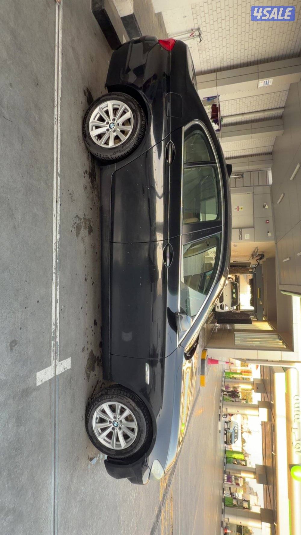 2013 BMW 530i للبيع2