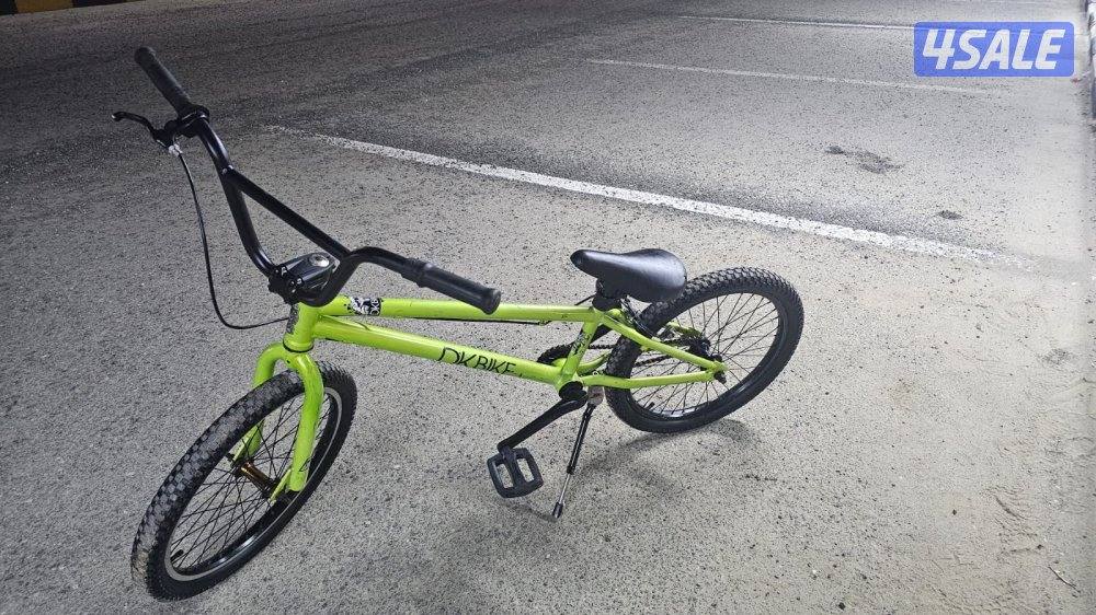 قاري dk اصلي بحاله ممتازه السعر الاصلي 65 سعر البيع 3012