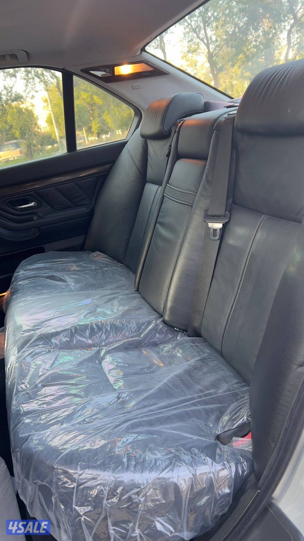 بي ام دبليو 740i موديل 2001 عداد قليل 179 الف بحالة نادرة8