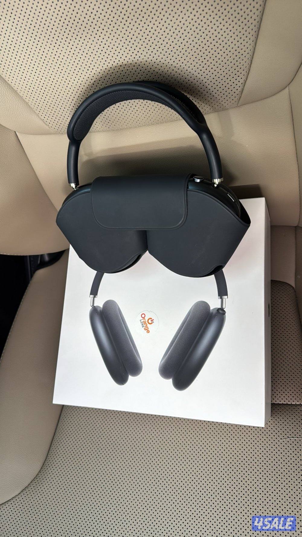 للبيع سماعة أبل AirPodsMax20