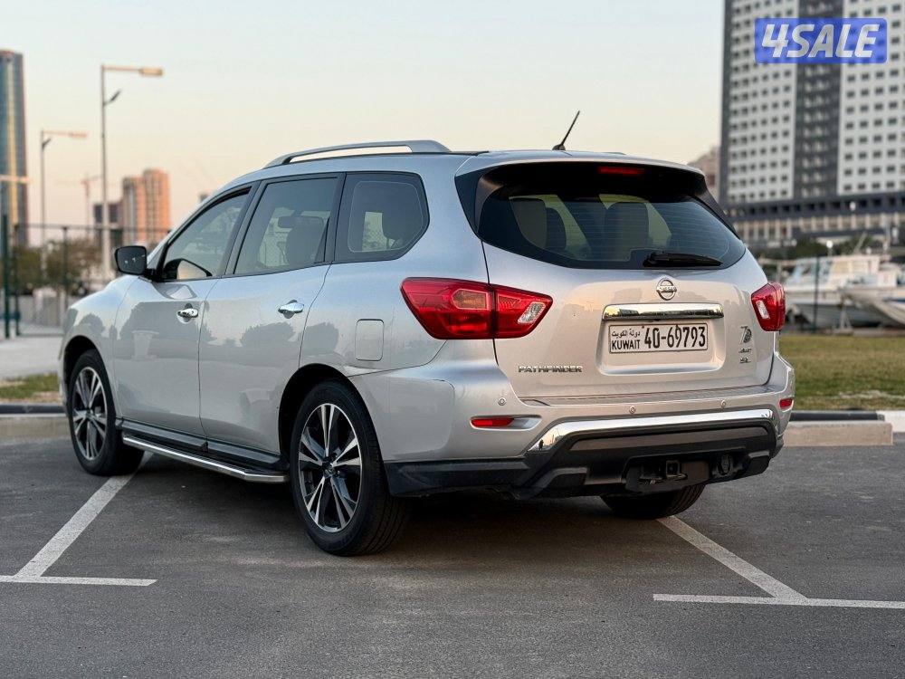 للبيع نيسان باثفايندر SL موديل 2018 - دبل قير - كامل المواصفات3