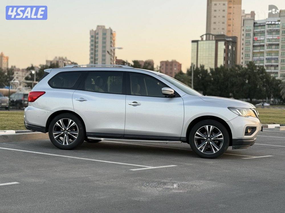 للبيع نيسان باثفايندر SL موديل 2018 - دبل قير - كامل المواصفات6