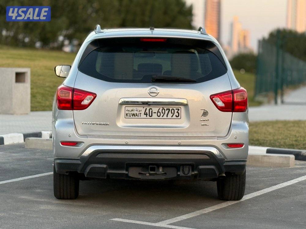 للبيع نيسان باثفايندر SL موديل 2018 - دبل قير - كامل المواصفات7