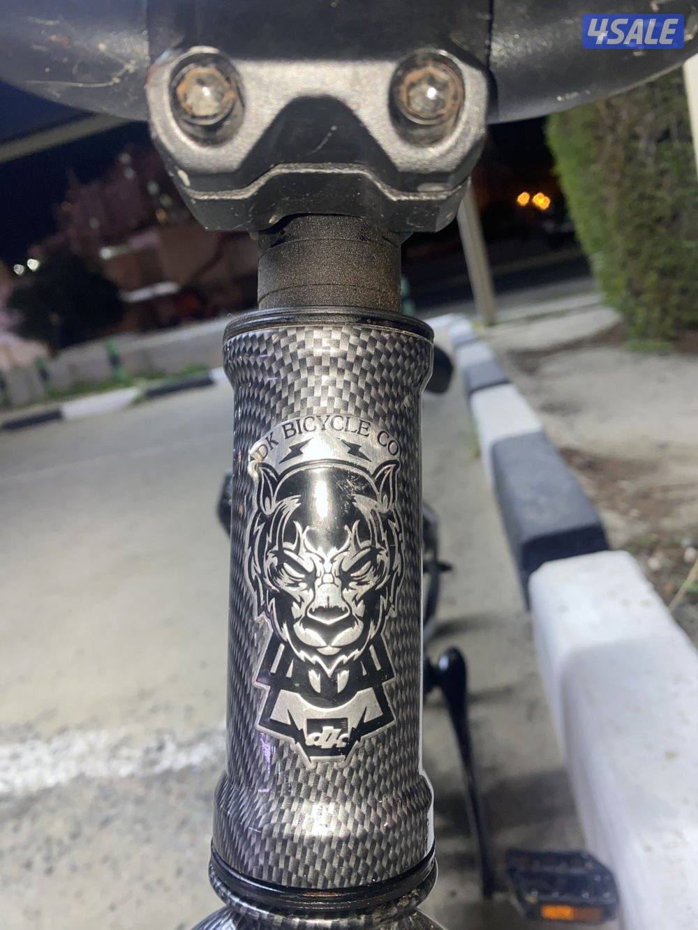 قاري dk اصلي بحاله ممتازه السعر الاصلي 65 سعر البيع 302