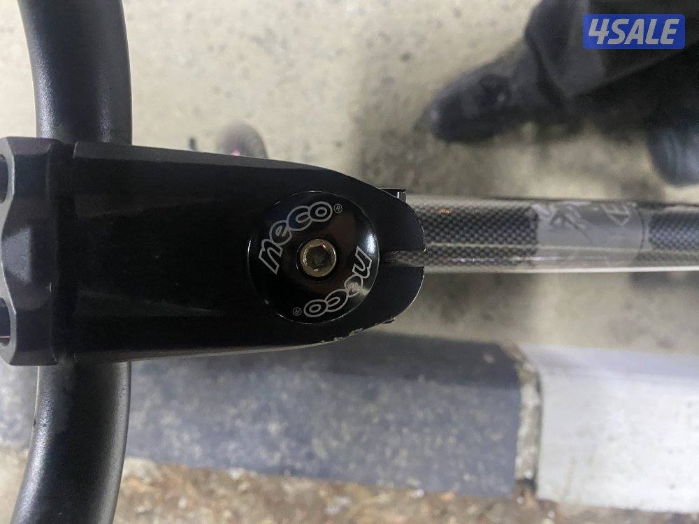 قاري dk اصلي بحاله ممتازه السعر الاصلي 65 سعر البيع 306