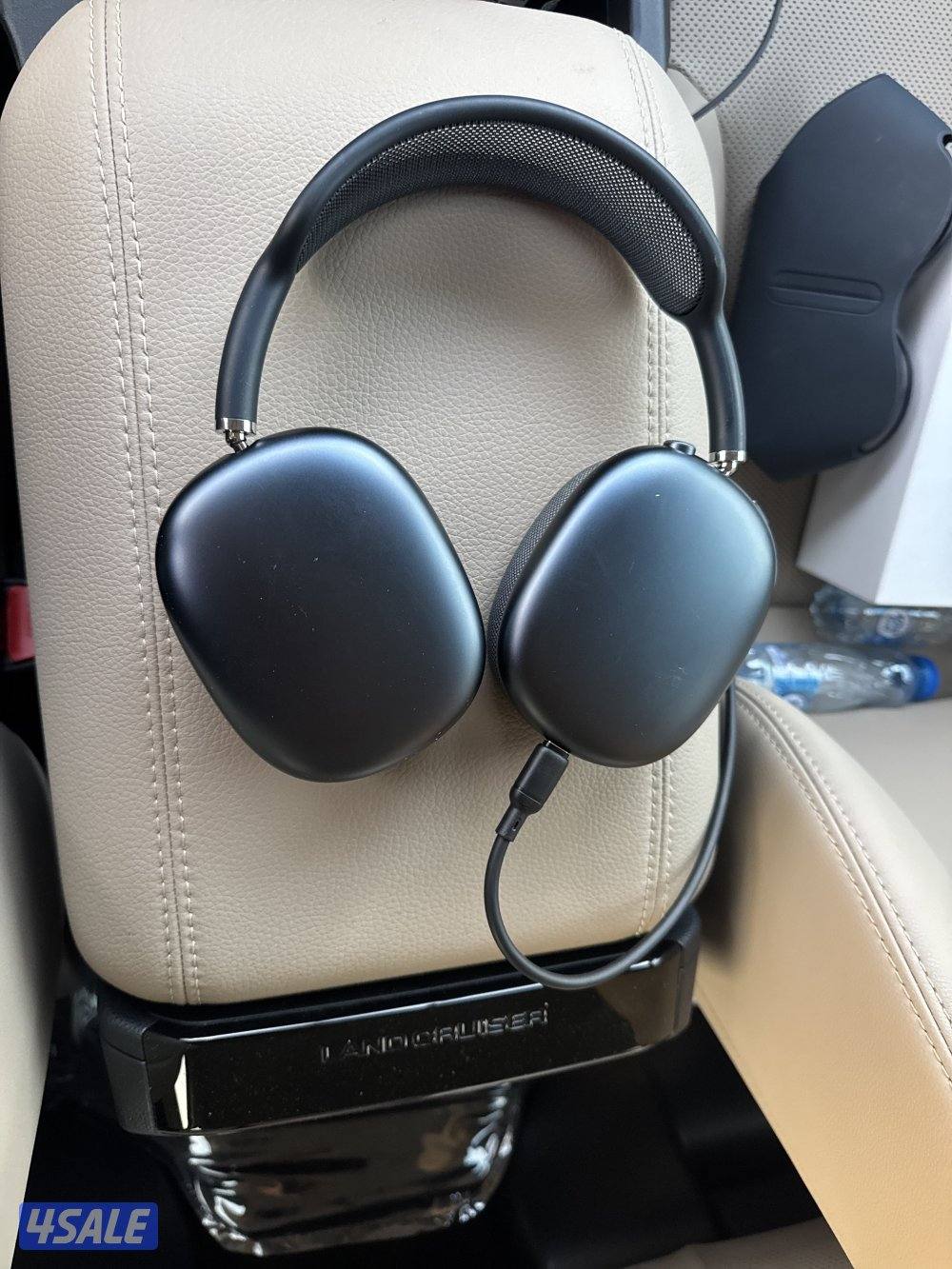 للبيع سماعة أبل AirPodsMax21