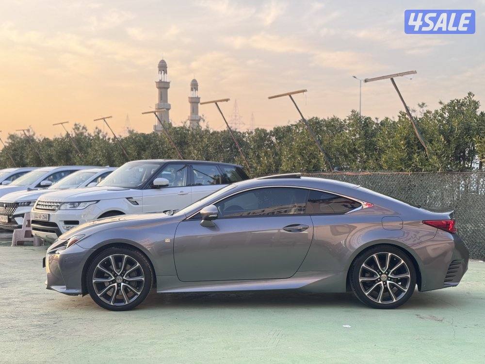 للبيع لكزسRCموديل 20172