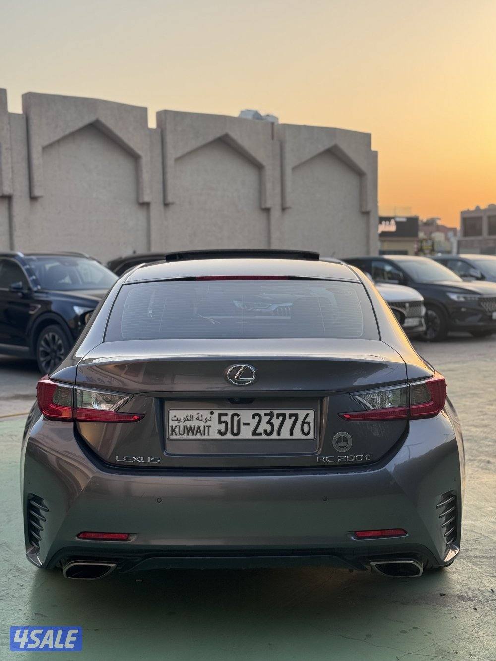 للبيع لكزسRCموديل 20177