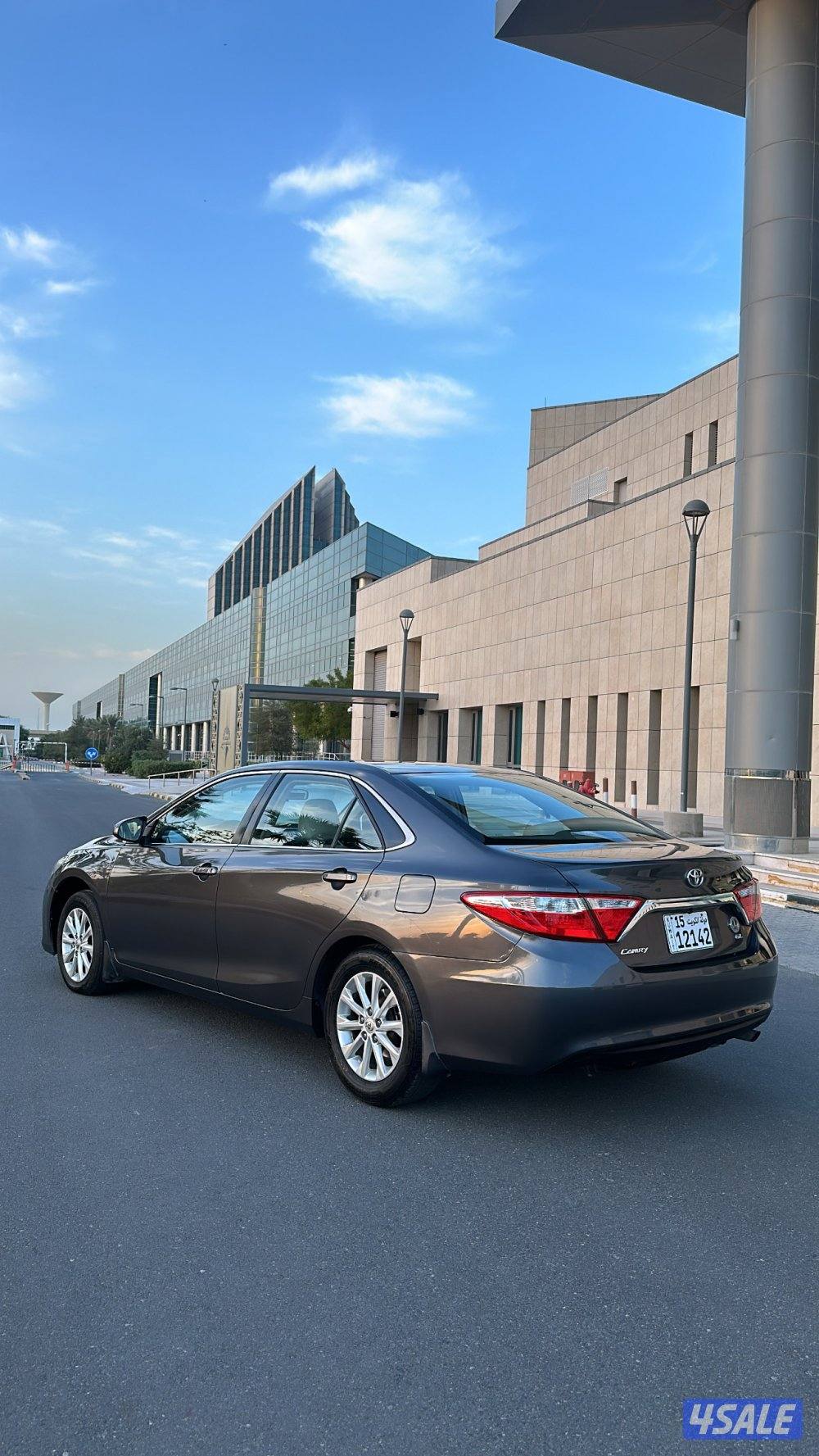 تيوتا كامري 20173