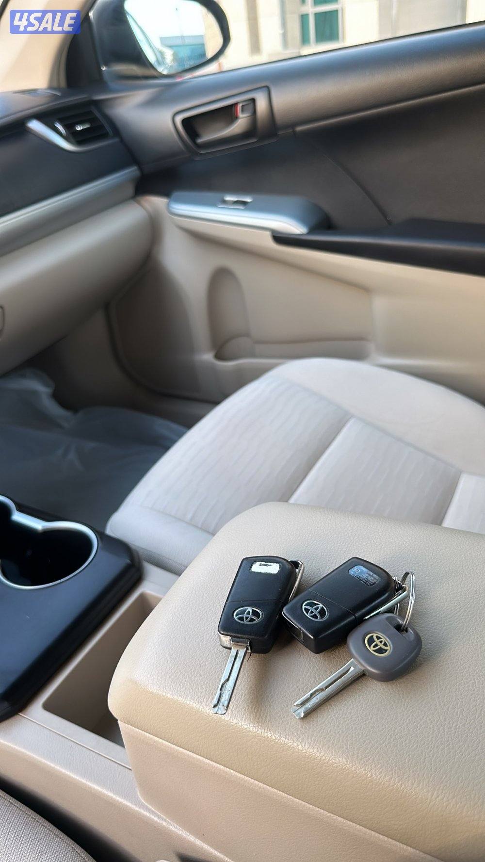 تيوتا كامري 20176