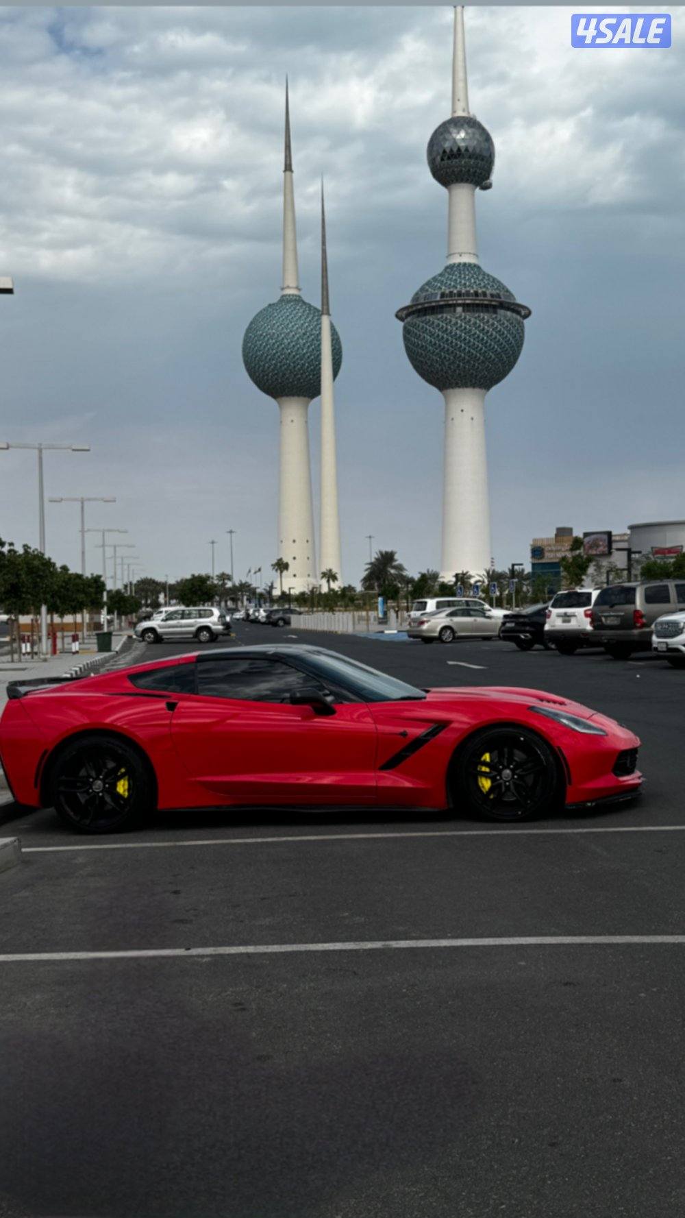 للبيع كورفت C7 قير عادي اللون احمر شرط الفحص0