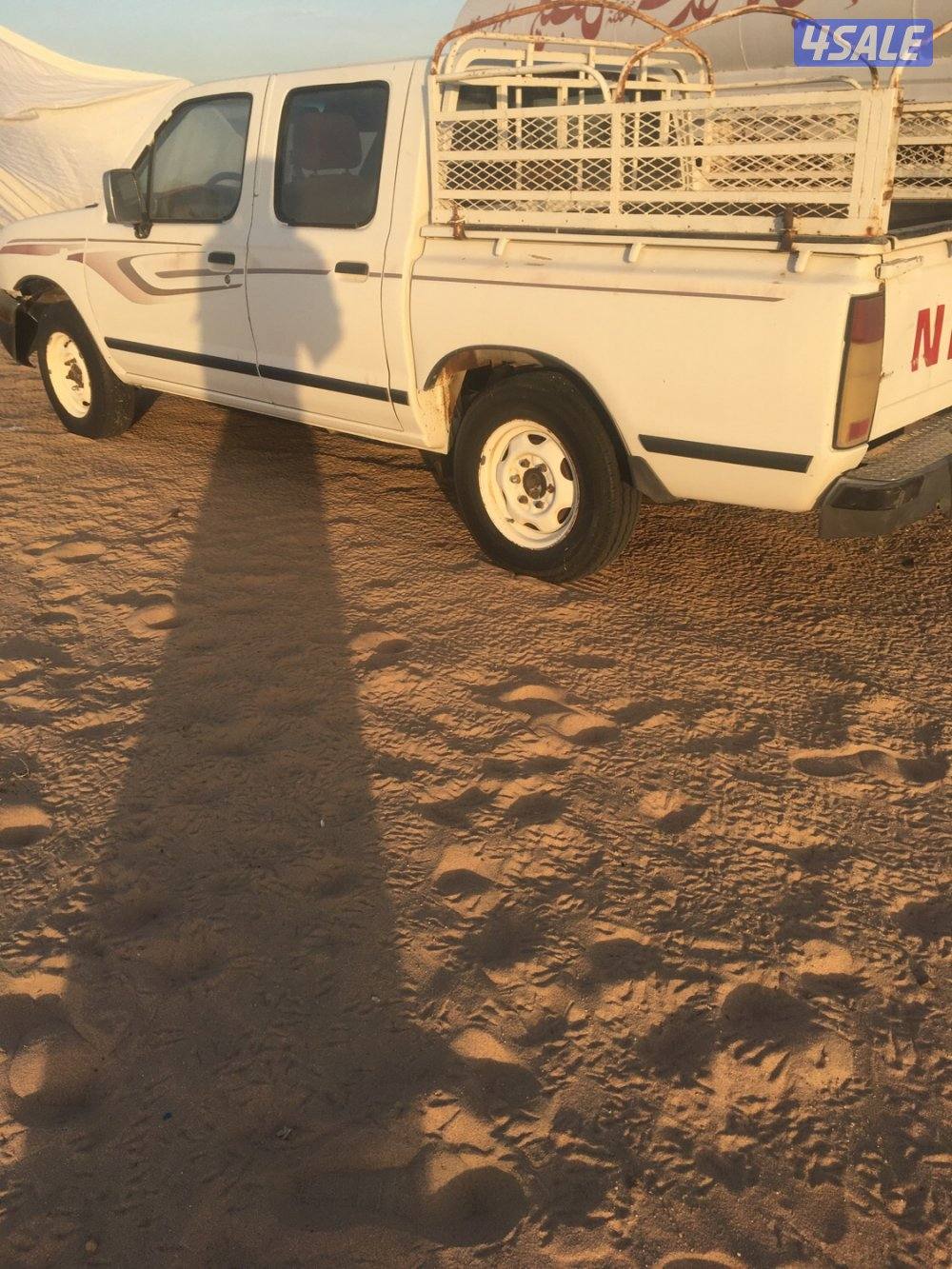 للبيع سيارة سكراب 20