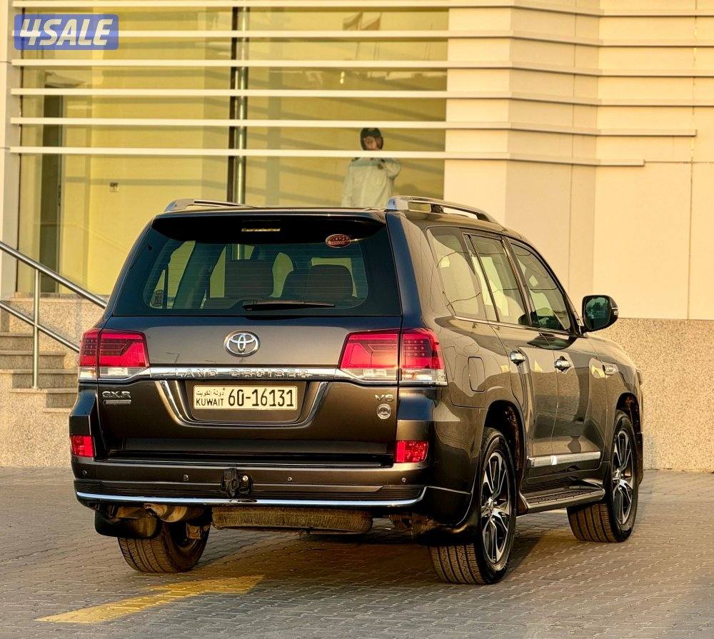 لاند كروزر قراند تورنق3