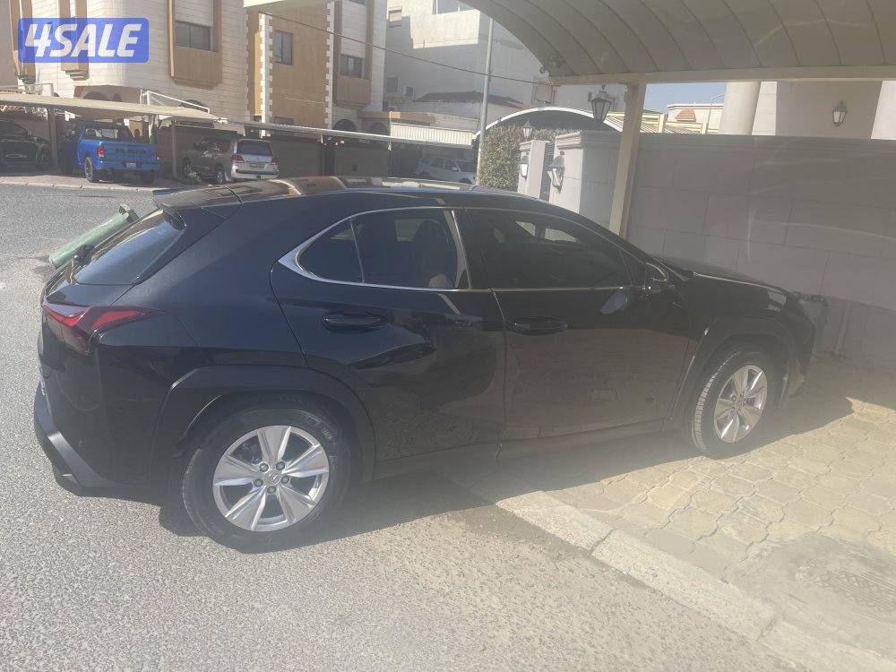 لكزس ux200 موديل ٢٠٢٣2