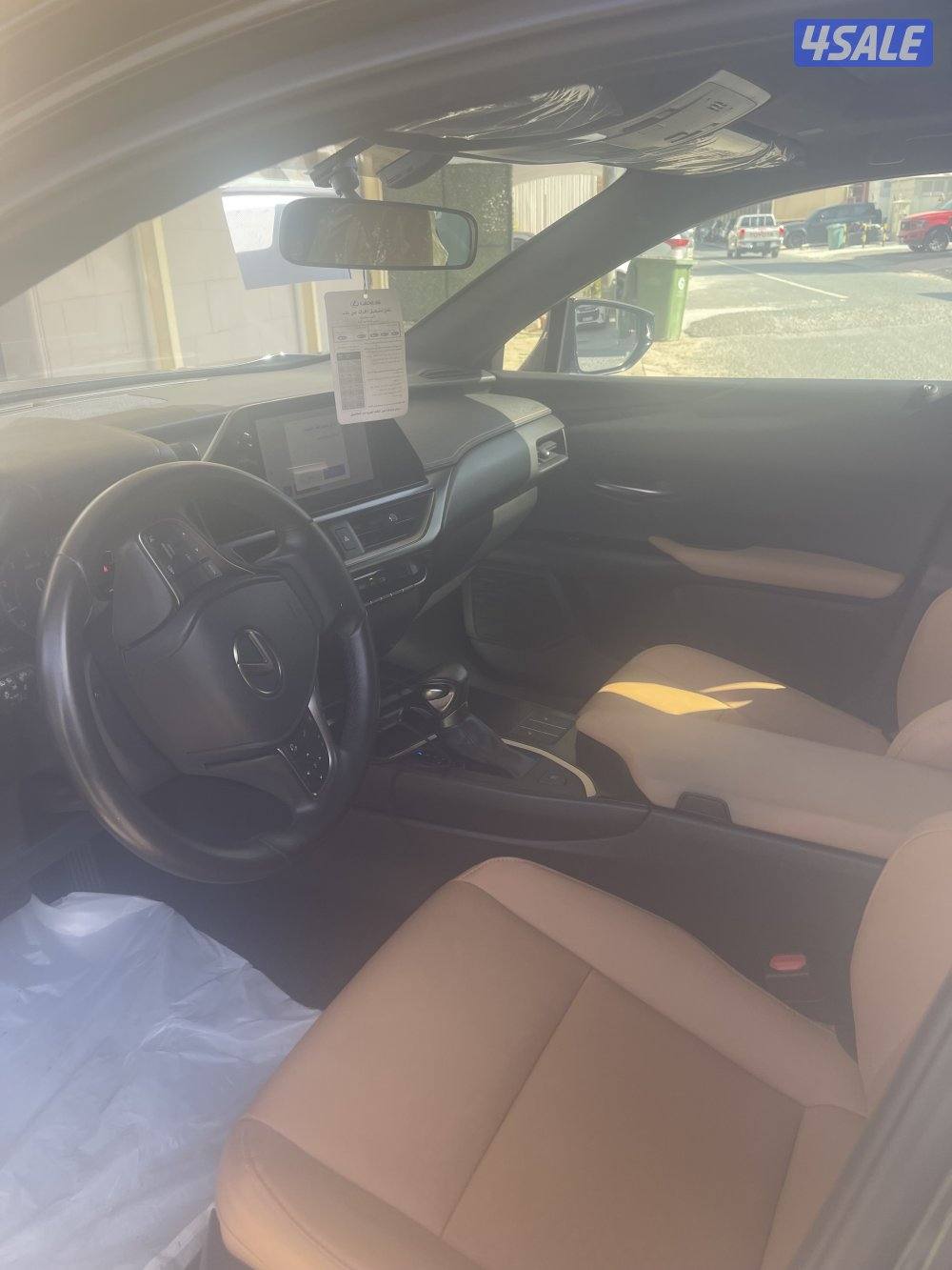 لكزس ux200 موديل ٢٠٢٣4