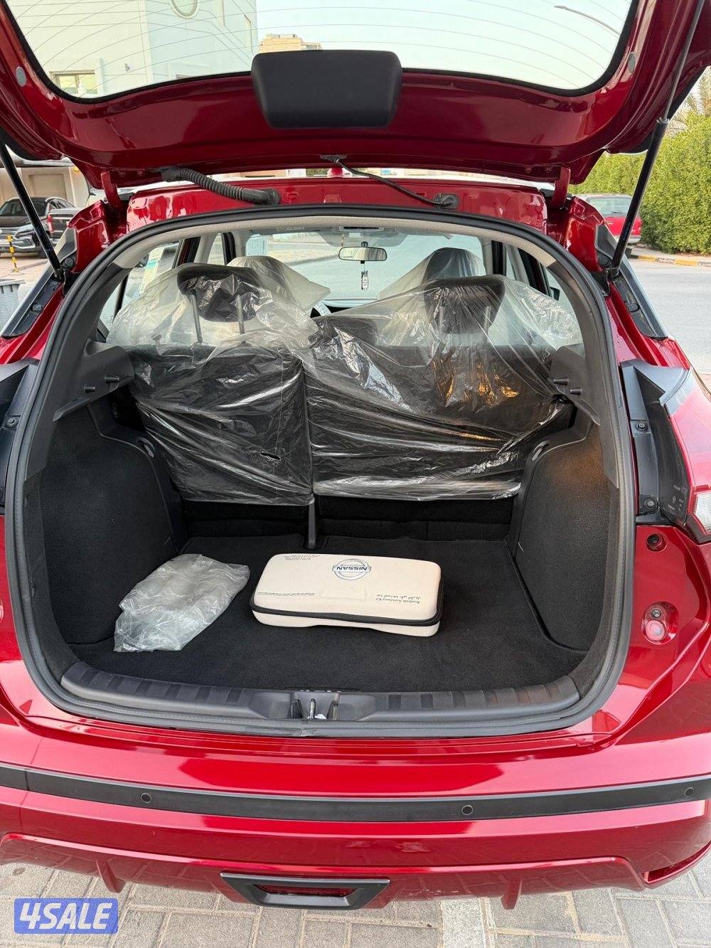 للبيع نيسان ( كيكس) موديل ٢٠٢٤ بحالة فوق  ممتازة الممشى ( 8720) كيلو6