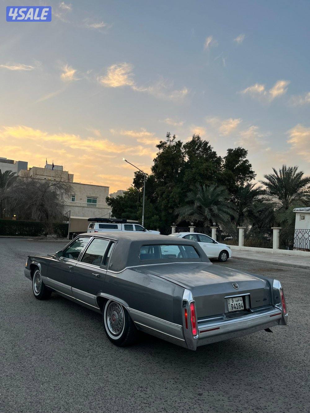 كاديلاك فلييت وود بروقهام 1990 وكالة الكويت الغانم3