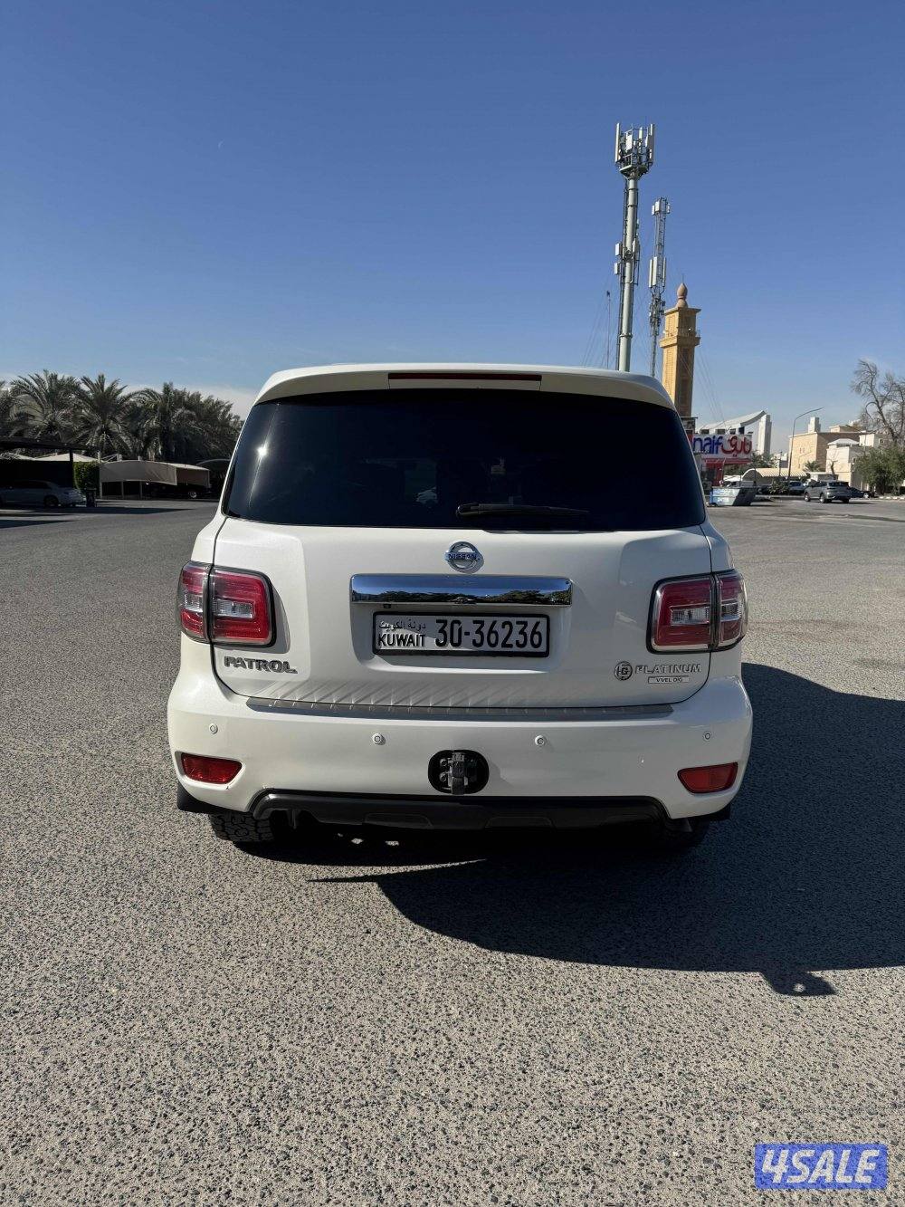 للبيع باترول بلاتينيوم 2014 صبغ وكالة2