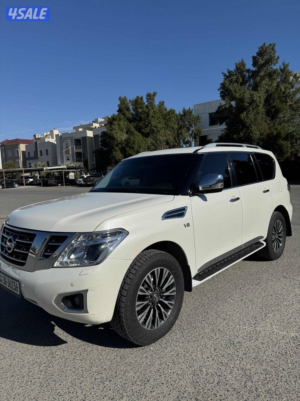 للبيع باترول بلاتينيوم 2014 صبغ وكالة0