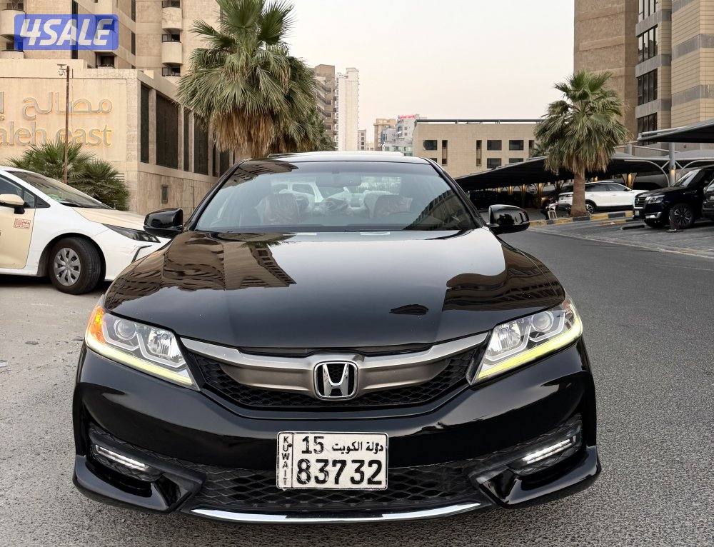 هوندا أكورد ٢٠١٧ كامل المواصفات،ممشى ١٨٠ ألف شرط الفحص3