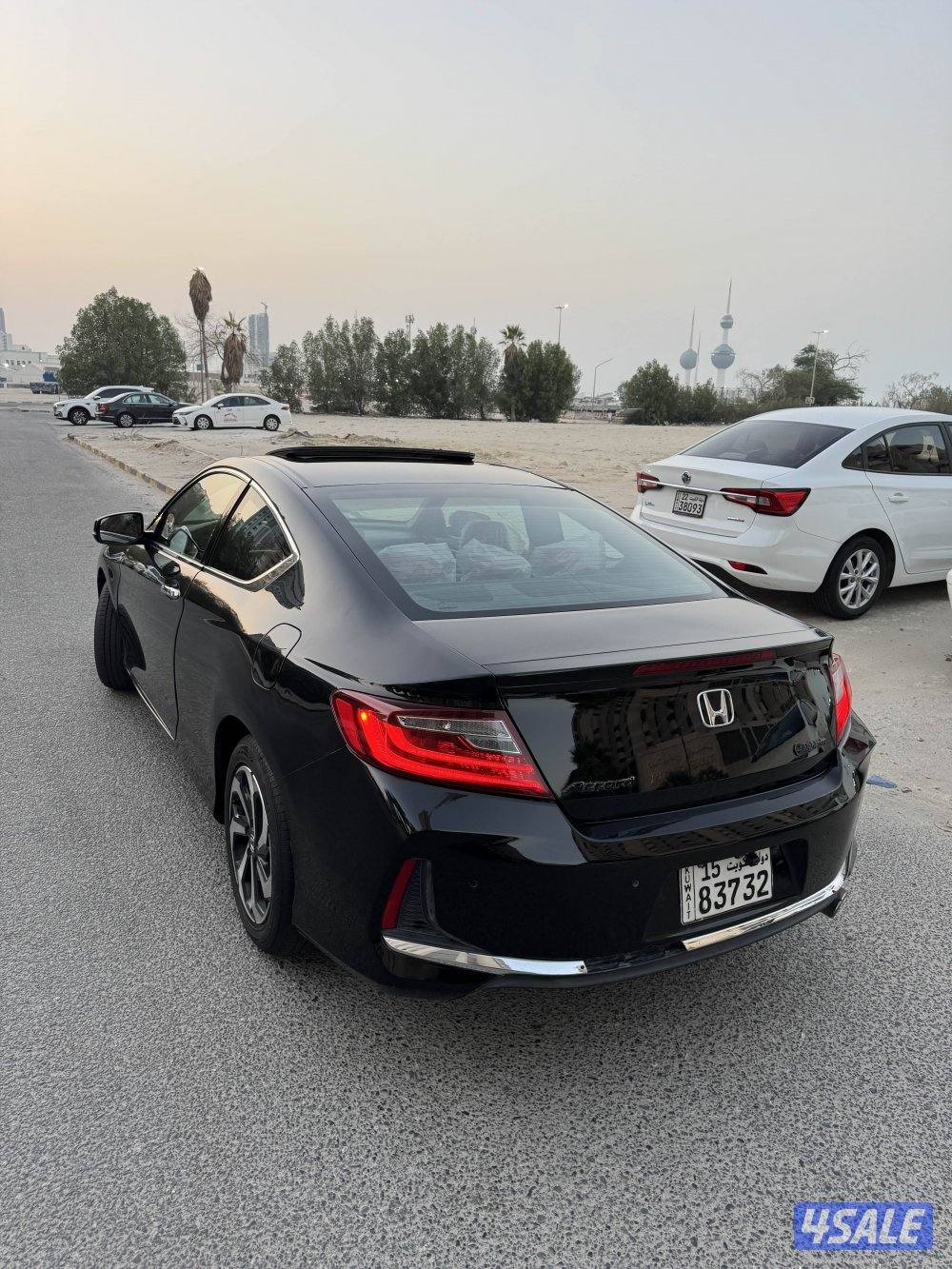 هوندا أكورد ٢٠١٧ كامل المواصفات،ممشى ١٨٠ ألف شرط الفحص4