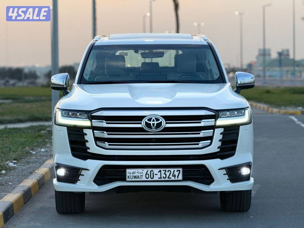 للبيع لاندكروزر vx twin turbo3