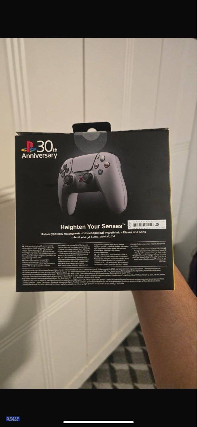 يده سوني ٥ نسخه محدوده ٣٠ عام1