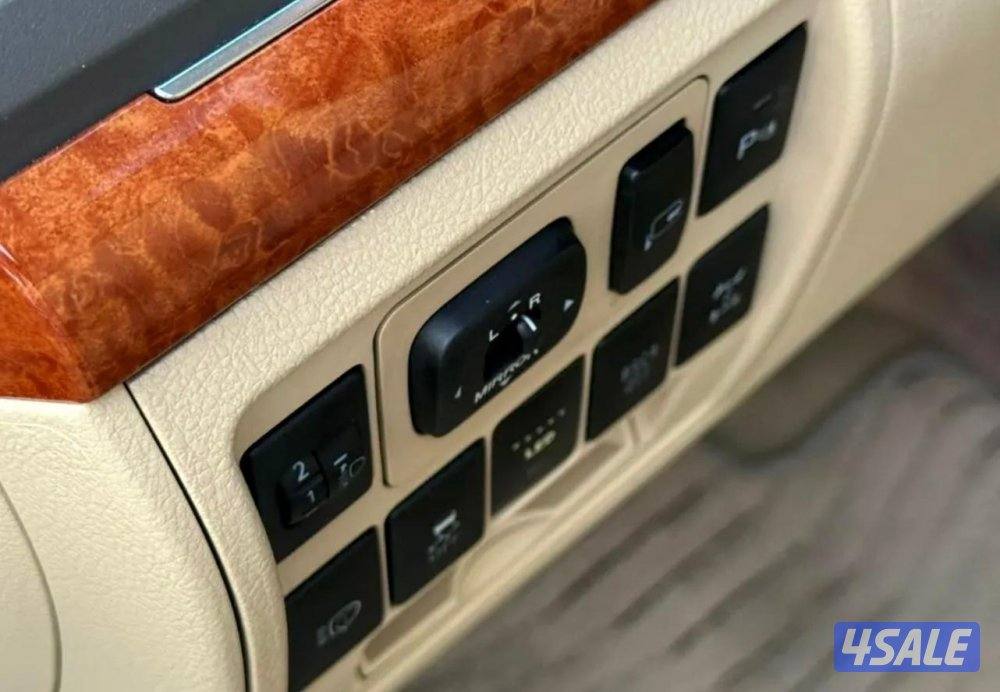 تويوتا لاند كروز 2015 VXR وكاله البحرين تصدير الى الكويت مع تخليص اقرا10