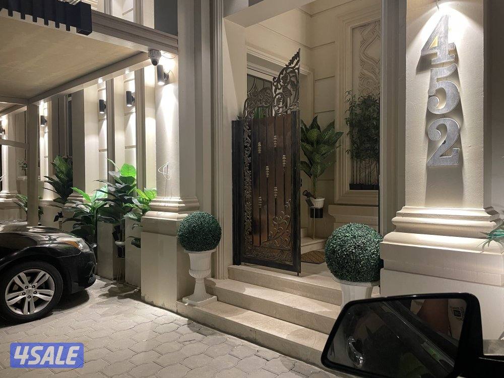 للبيع رخصة تجارة عامة راس مال مليون مع الميزانيات صادره20070