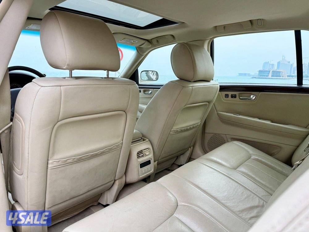 للبيع كاديلاك DTS موديل 2009 - ماشي 72 ألف فقط وارد الغانم فل اوبشن7