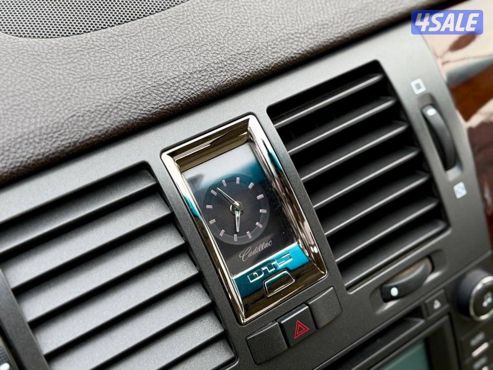 للبيع كاديلاك DTS موديل 2009 - ماشي 72 ألف فقط وارد الغانم فل اوبشن12