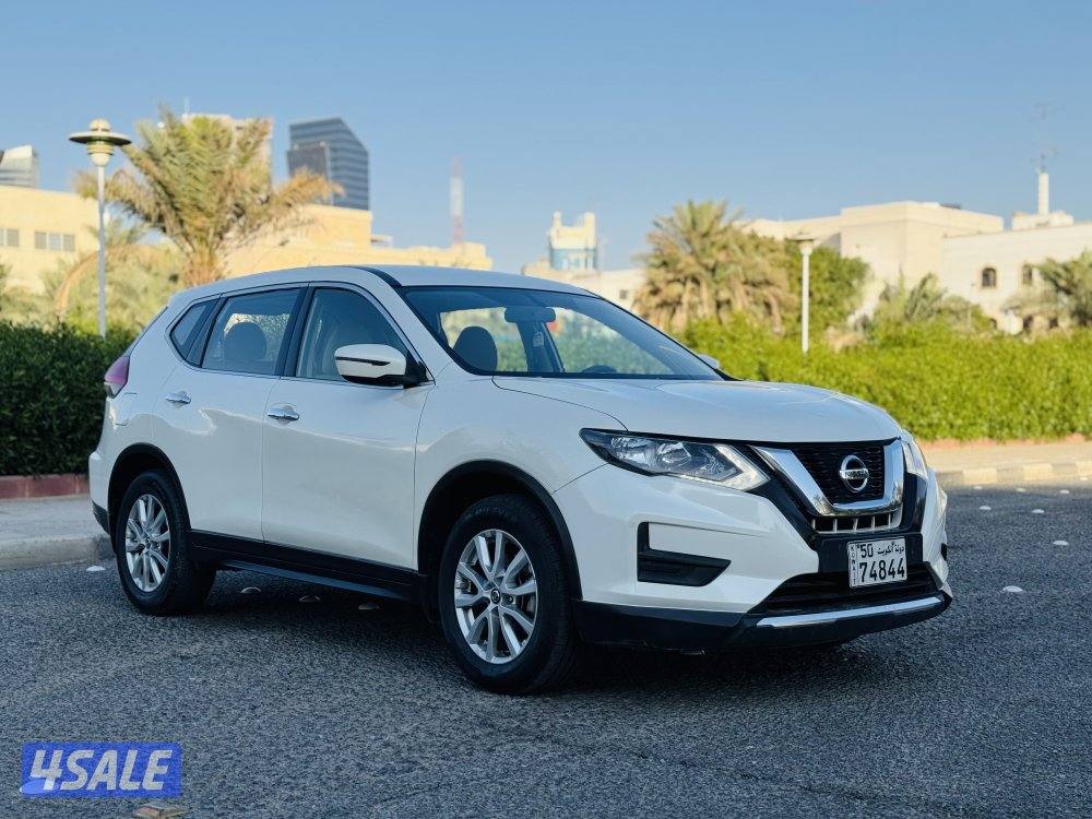 للبيع نيسان إكس تريل 2019 بحاله نظيفه جدا2
