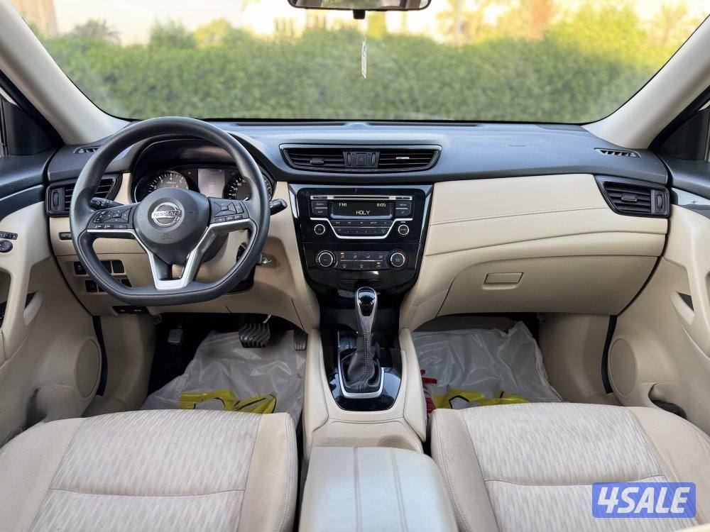 للبيع نيسان إكس تريل 2019 بحاله نظيفه جدا10