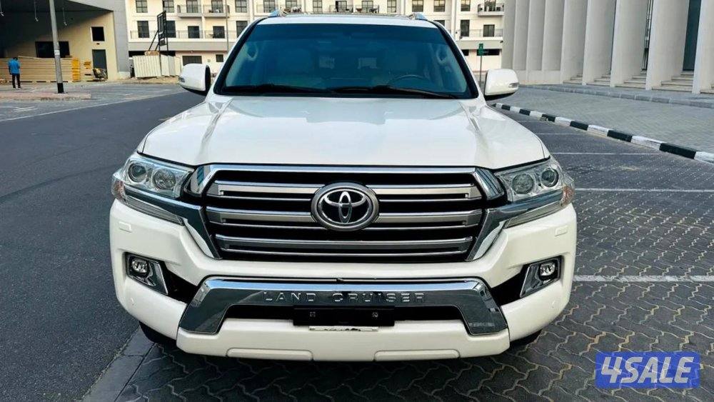 تويوتا لاندكروزر 2016 Gxr وكاله البحرين تصدير الى الكويت مع تخليص اقرا0