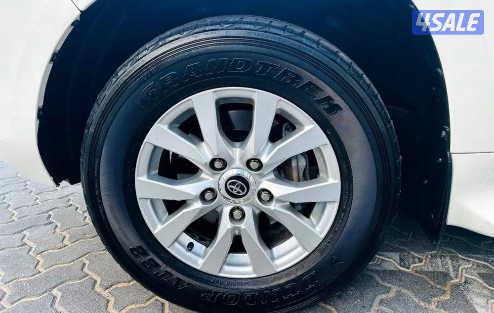 تويوتا لاندكروزر 2016 Gxr وكاله البحرين تصدير الى الكويت مع تخليص اقرا13