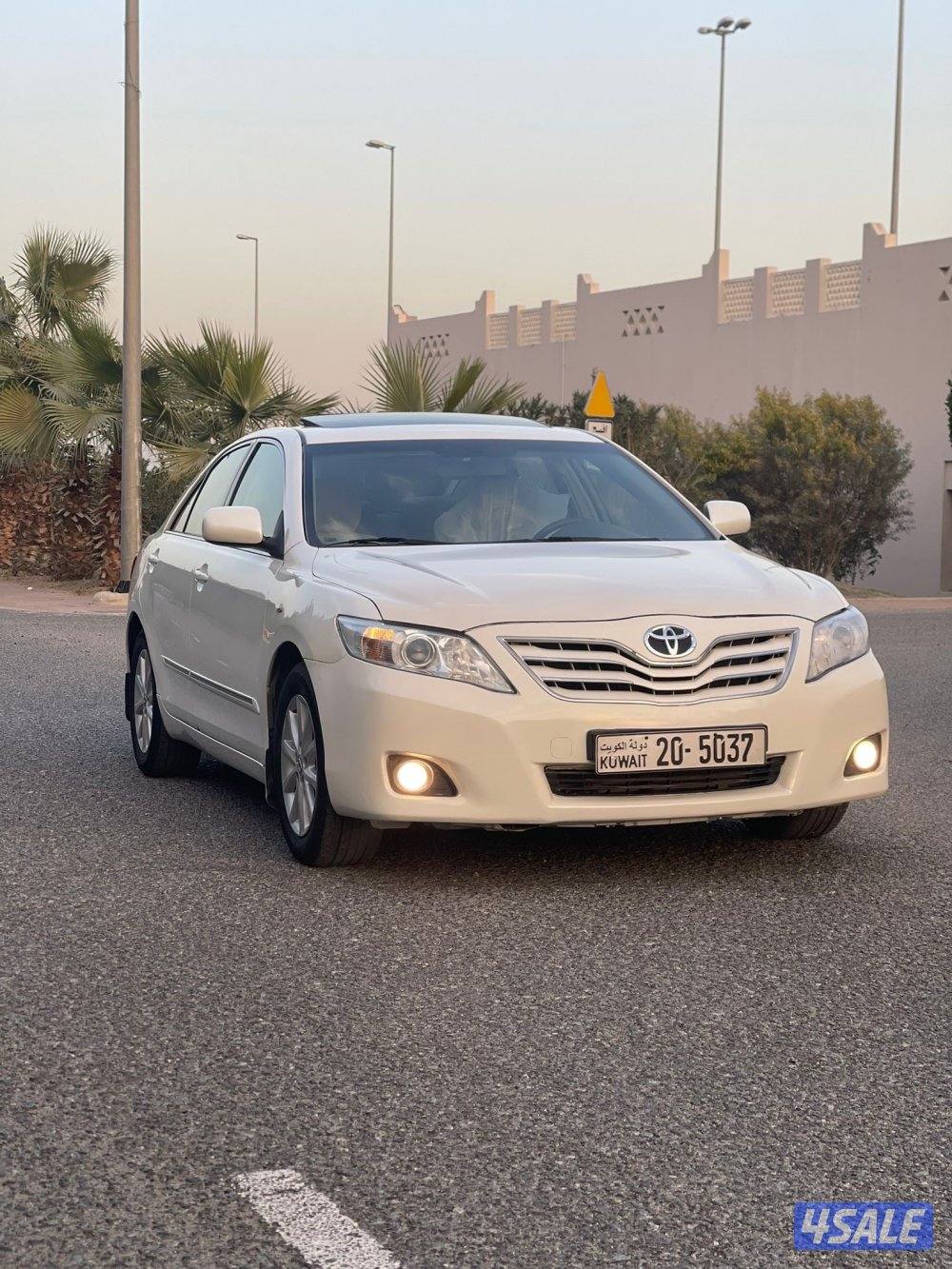 تويوتا كامري0