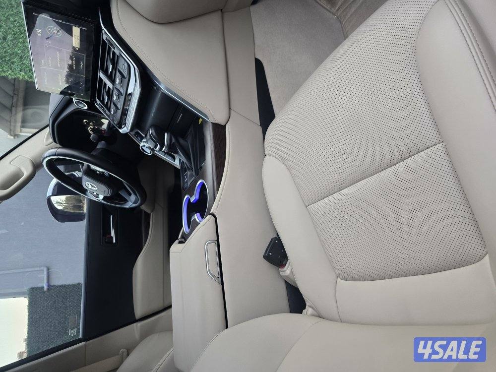 لاند كروزر الساير 2023  تون تيربو _ايرو اس كامل المواصفات صبغ الوكاله7