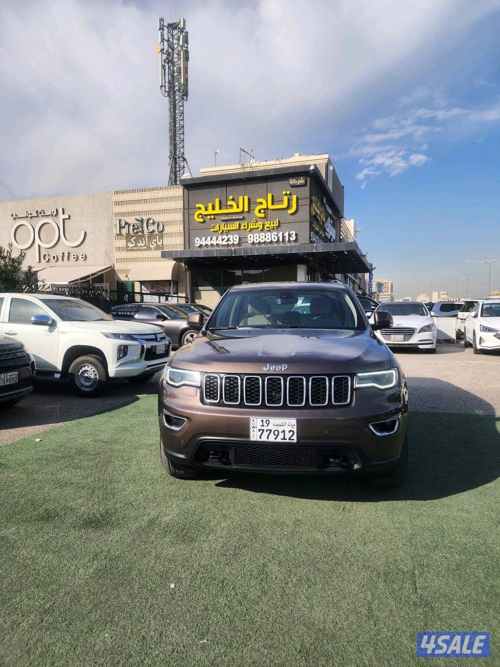 جراند شيروكي لاريدو0