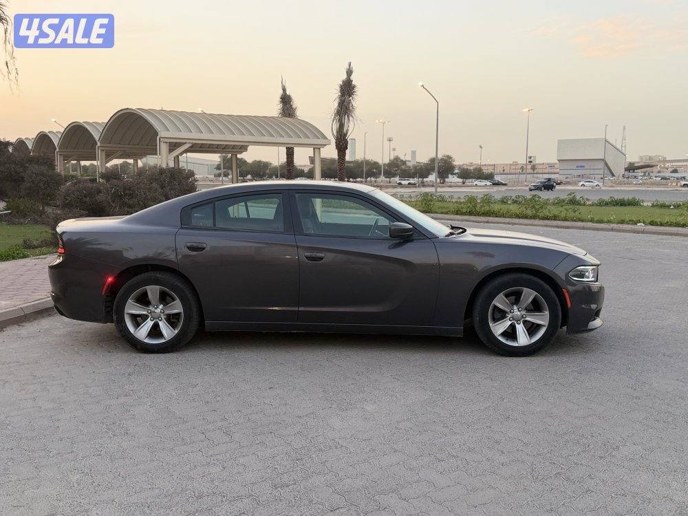 دوج شارجر موديل 2015 بحاله ممتازه جدا شرط الفحص3