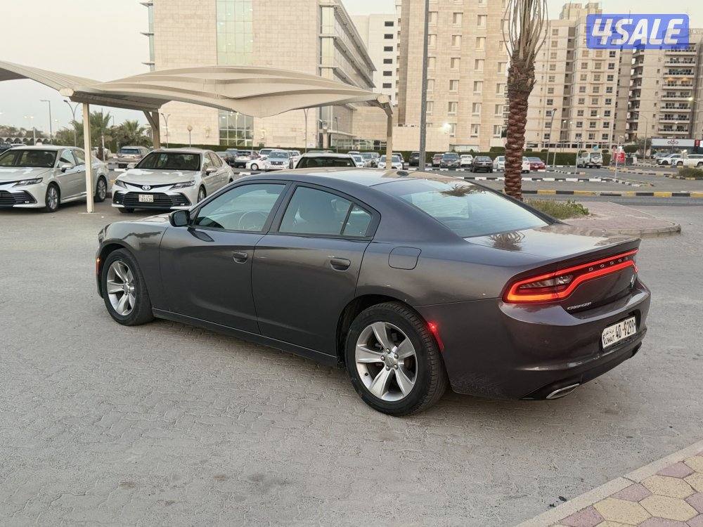 دوج شارجر موديل 2015 بحاله ممتازه جدا شرط الفحص4