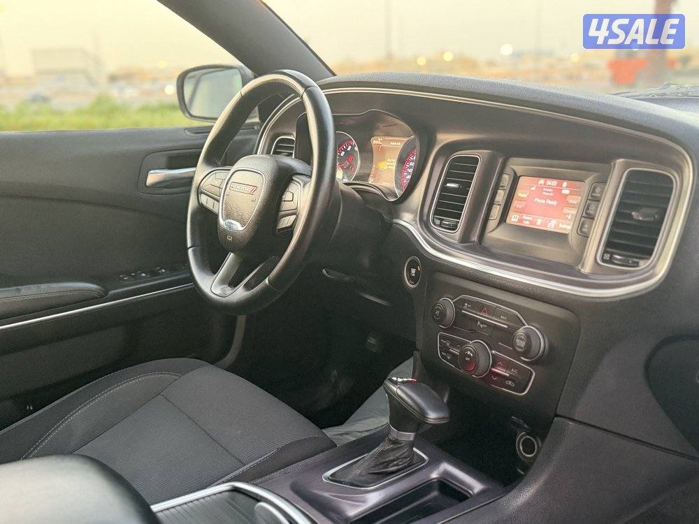 دوج شارجر موديل 2015 بحاله ممتازه جدا شرط الفحص7