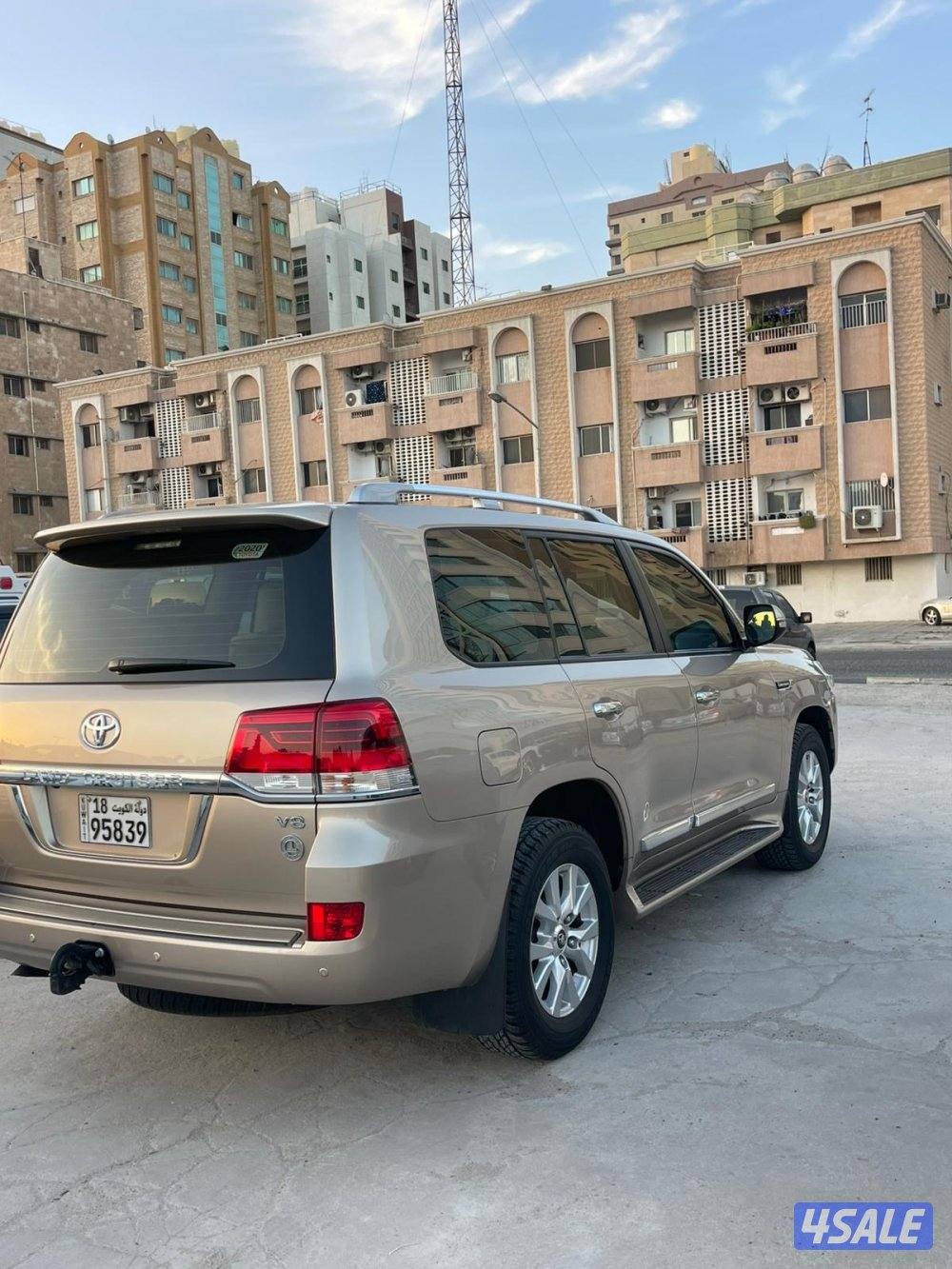 لاند كروزر GX.R v8 موديل 20209