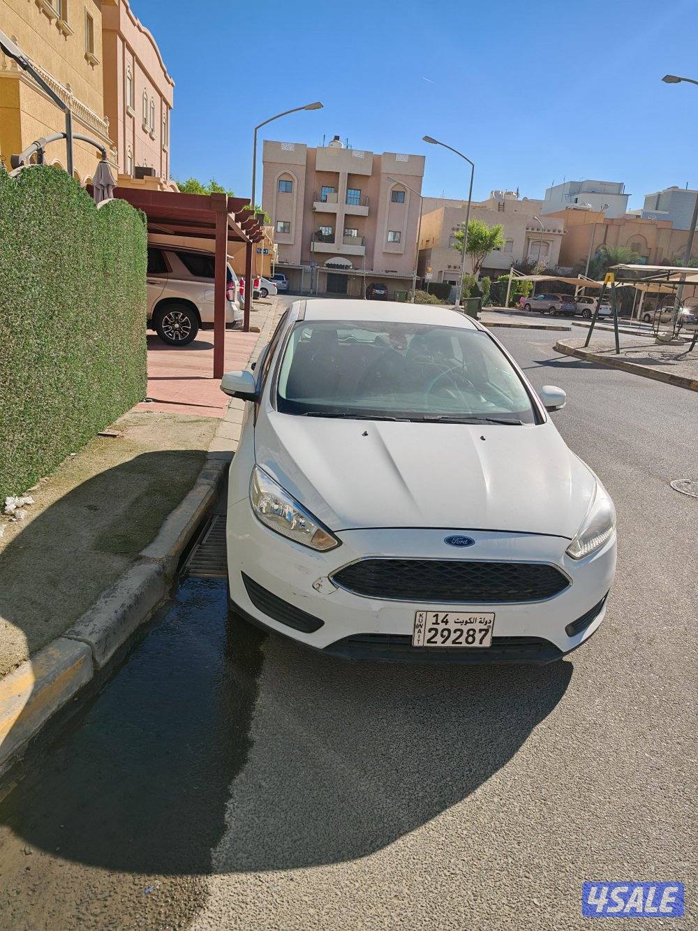 للبيع فورد فوكس موديل 2016

اللون أبيض ماشي 62 ألف كيلو 

السعر 900 د2