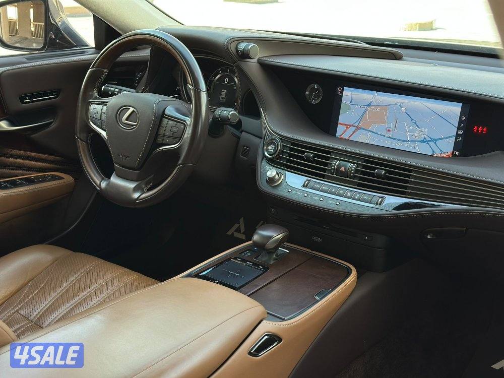 لكزسLS500 TURBO موديل2019 عداد83الف وارد الساير سيرفس منتظم8