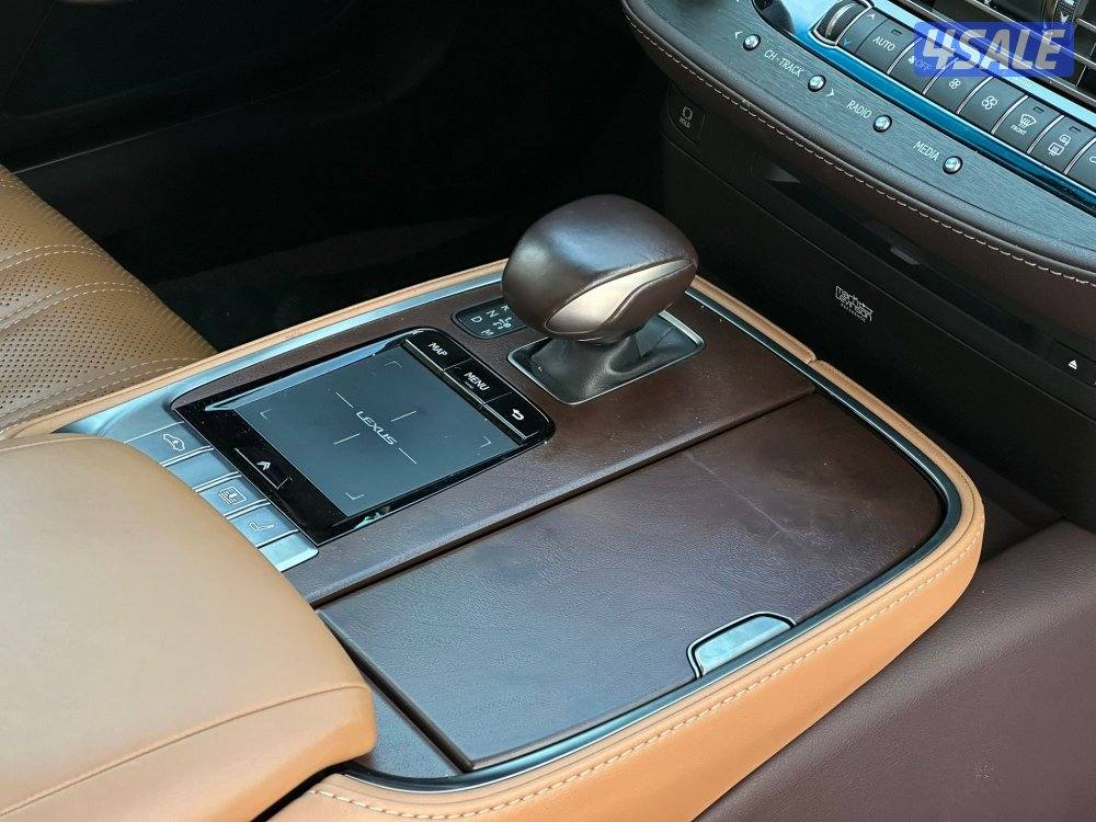 لكزسLS500 TURBO موديل2019 عداد83الف وارد الساير سيرفس منتظم14